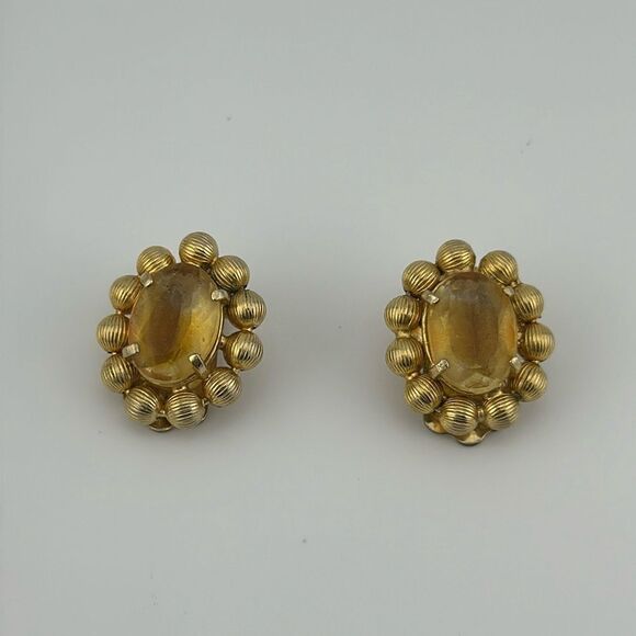 Vintage signed costume jewelry Continental earrings - Picture 1 of 2